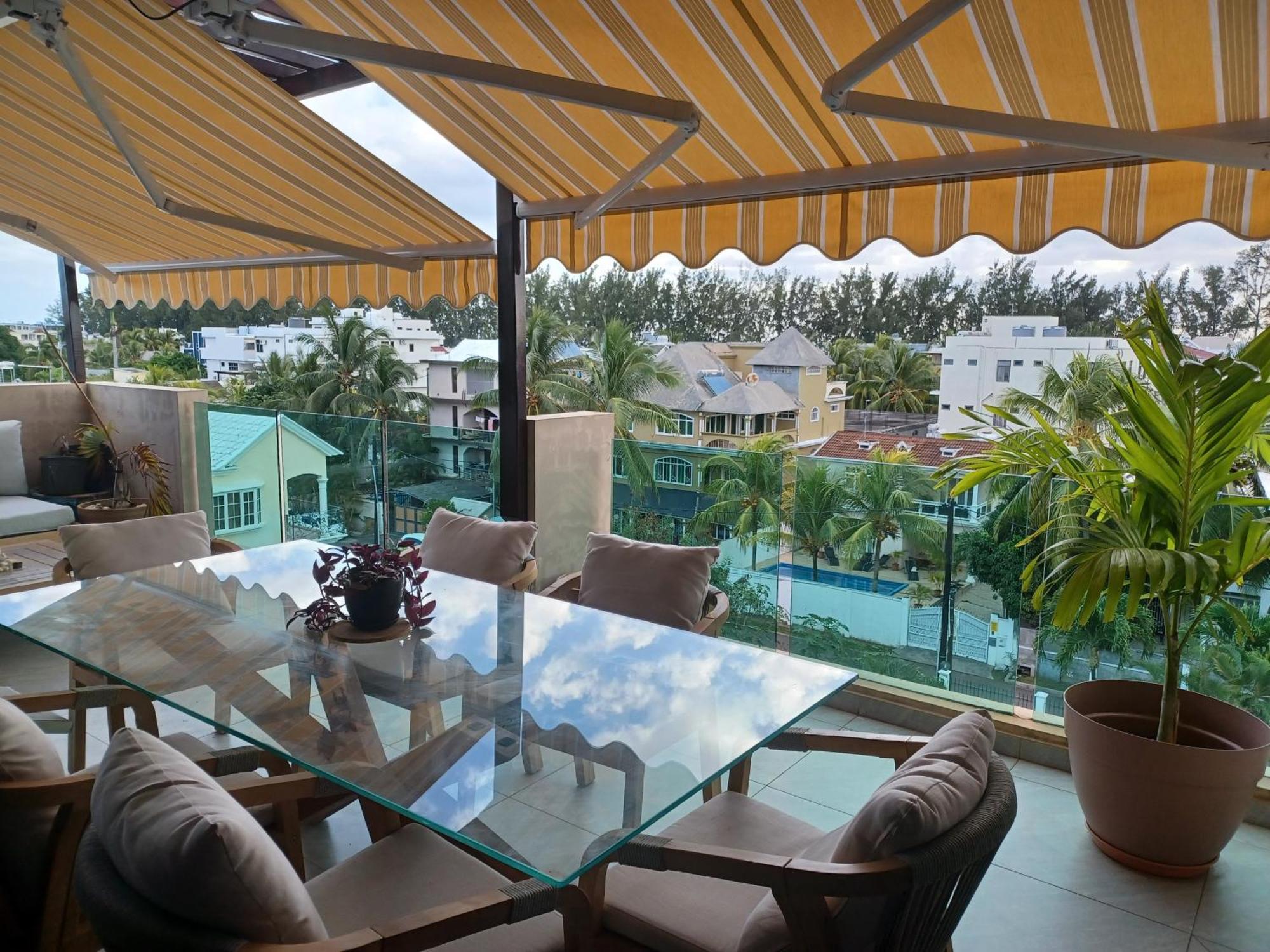 Splendide Penthouse Vue Mer A 5 Mn A Pied De La Plage Flic-en-Flacq Buitenkant foto